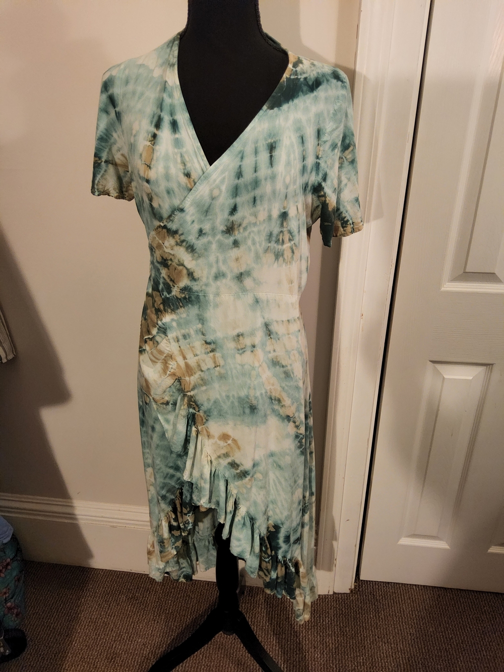 Tie-Dye Wrap Midi Dress in Teal and Cream